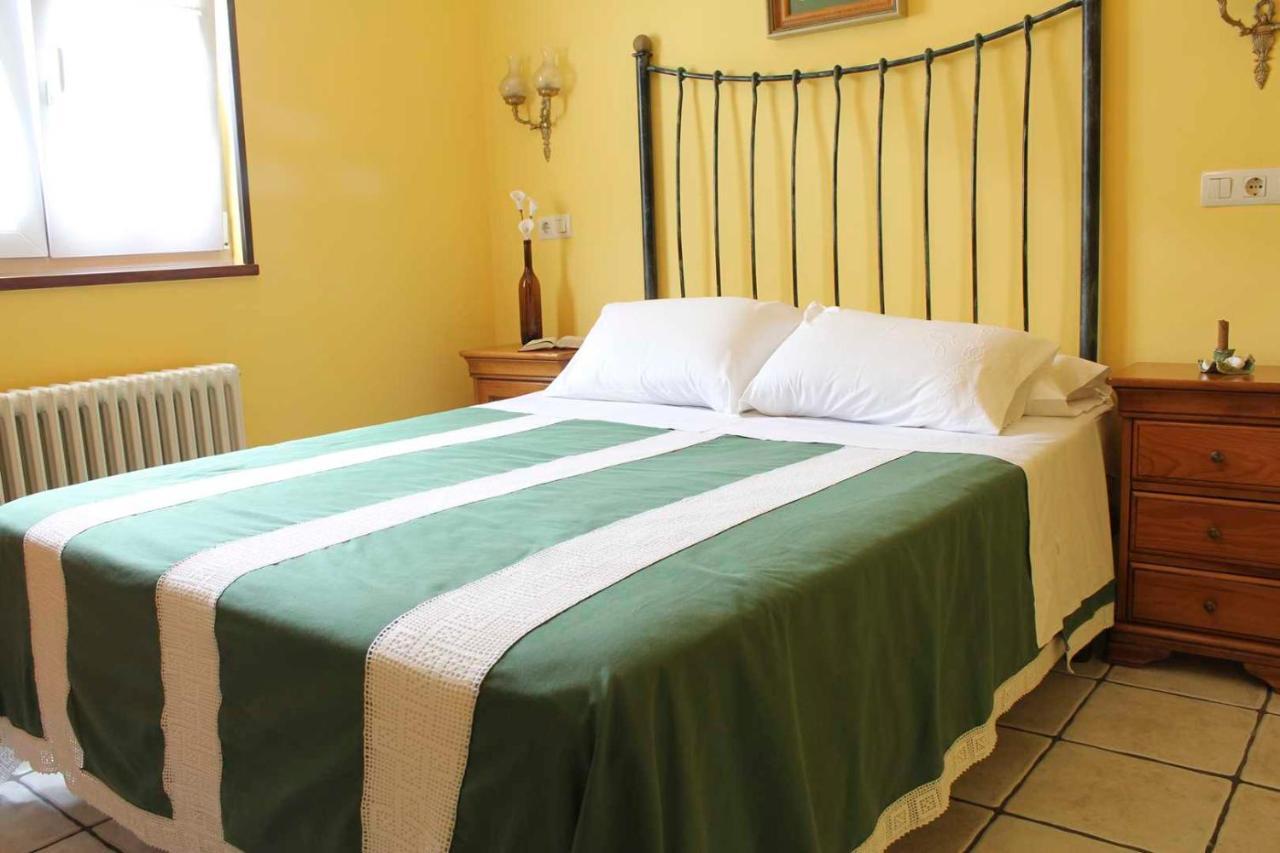 Apartamentos Casa Germana Tapia De Casariego Esterno foto